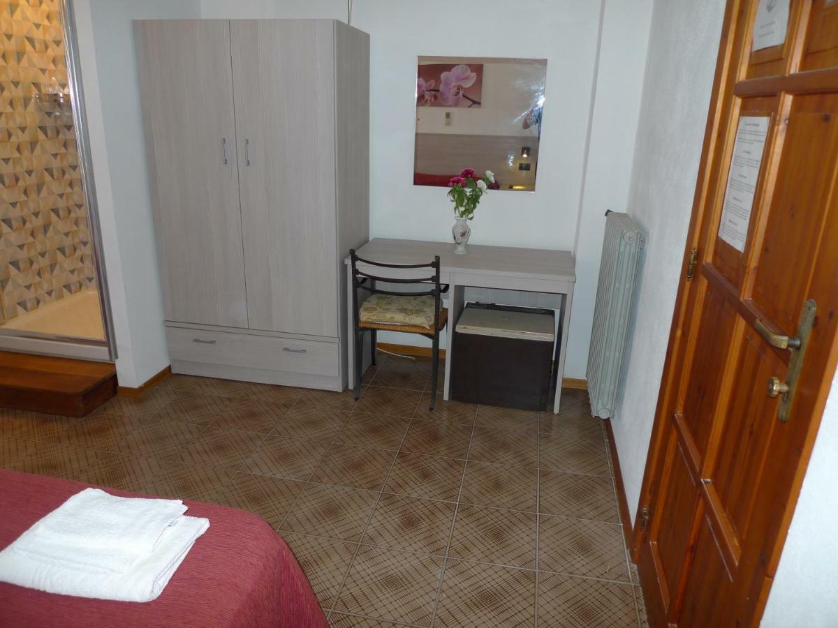 Hotel Alexander Santa Domenica  Exteriör bild